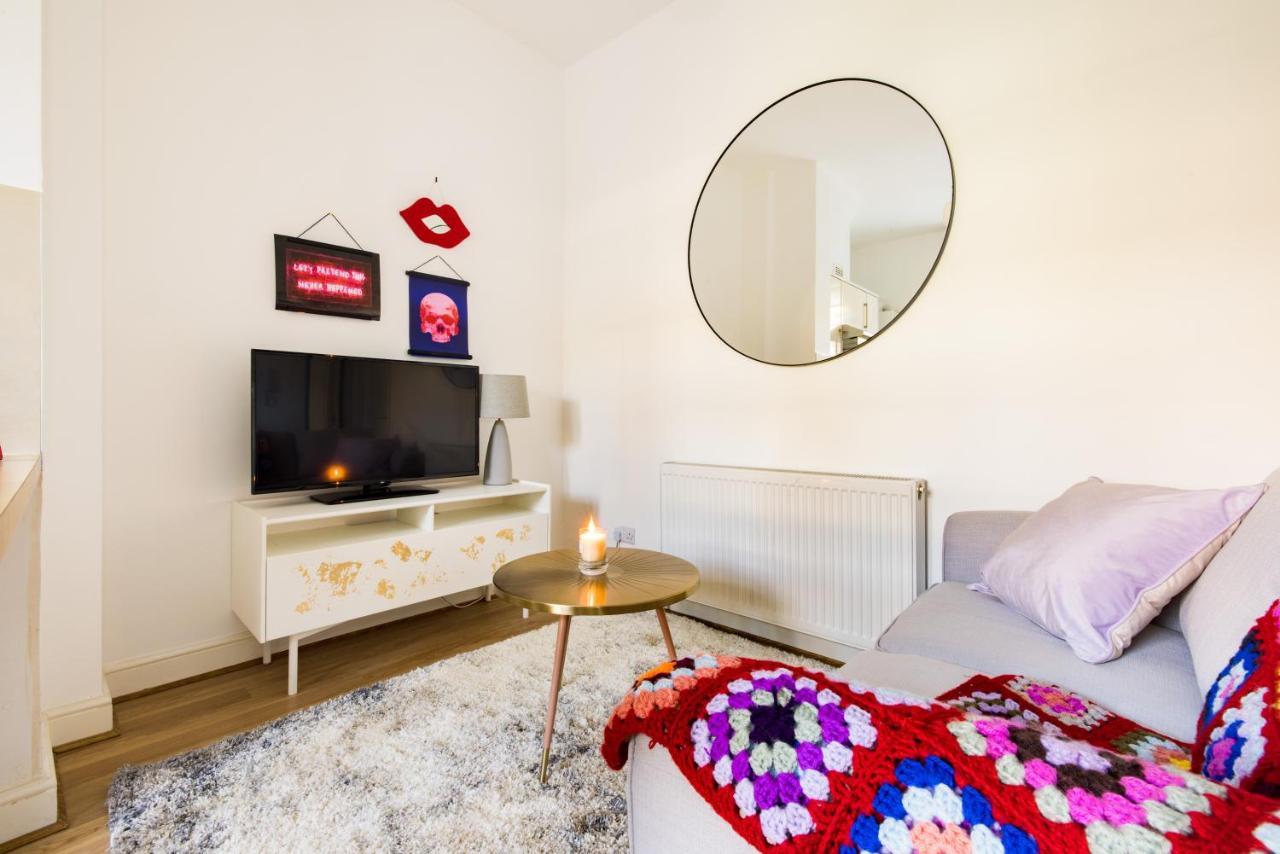 Mornington Crescent Apartment Londra Exterior foto