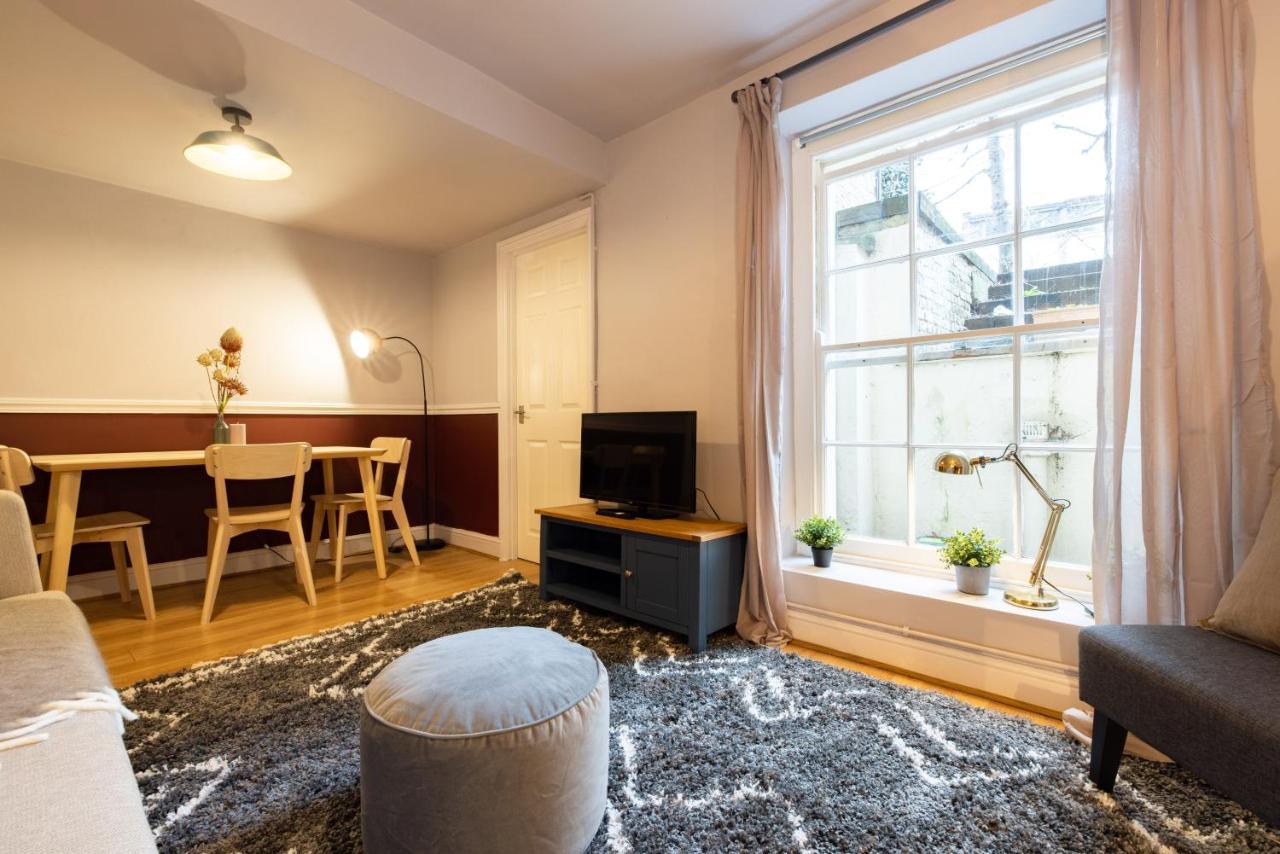 Mornington Crescent Apartment Londra Exterior foto